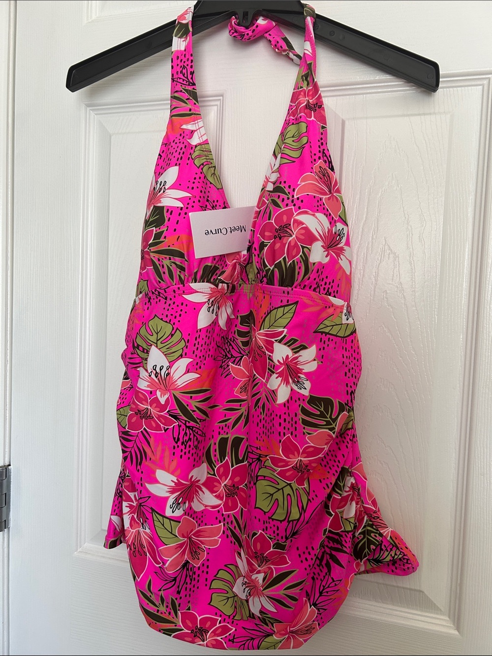 Meet. Curve women’s Floral Halter top bathing suit Bright Pink